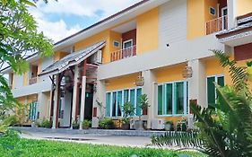 Nine Smiths Hotels Chiangmai